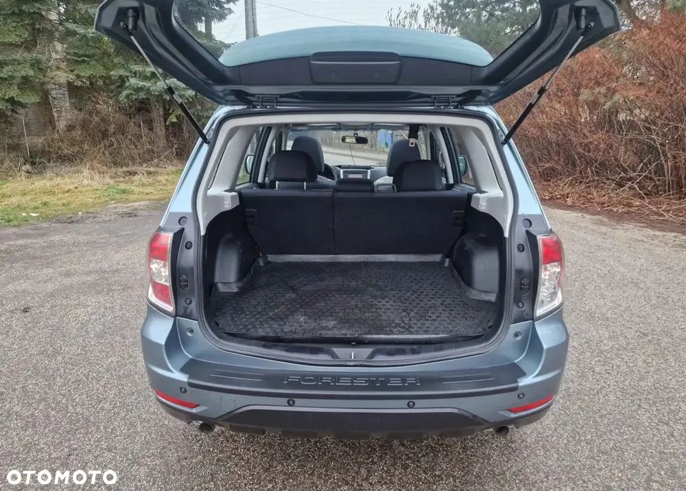 Subaru Forester 2.0D Exclusive - 8