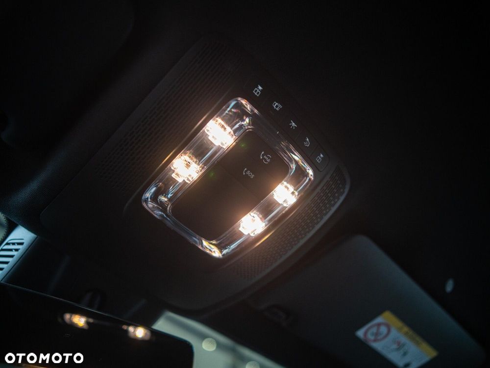 Mercedes-Benz GLB 200 d Progressive 8G-DCT - 21