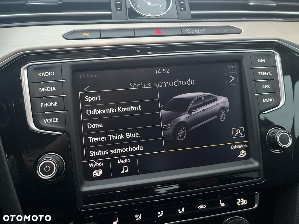 Volkswagen Passat 1.8 TSI BMT Highline - 27