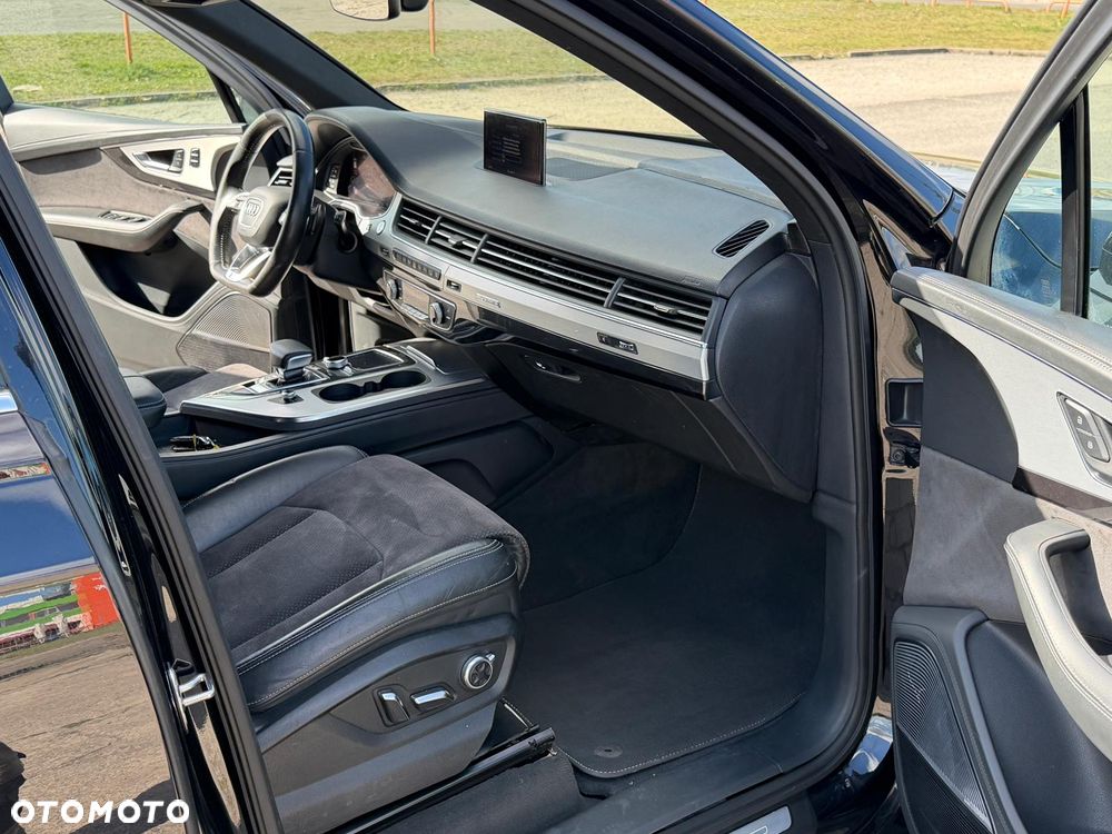 Audi Q7 3.0 TDI Quattro Tiptronic - 23