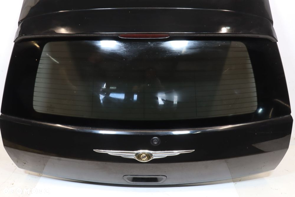 KLAPA TYLNA CHRYSLER 300C T4W - 5