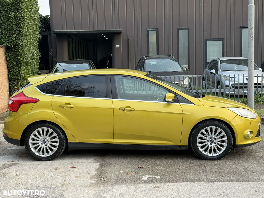 Ford Focus 2.0 TDCI DPF Aut. Titanium - 4
