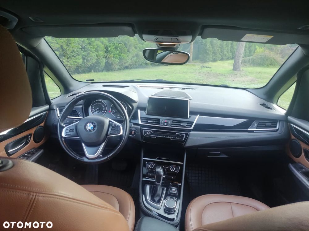 BMW Seria 2 218d Luxury Line - 8