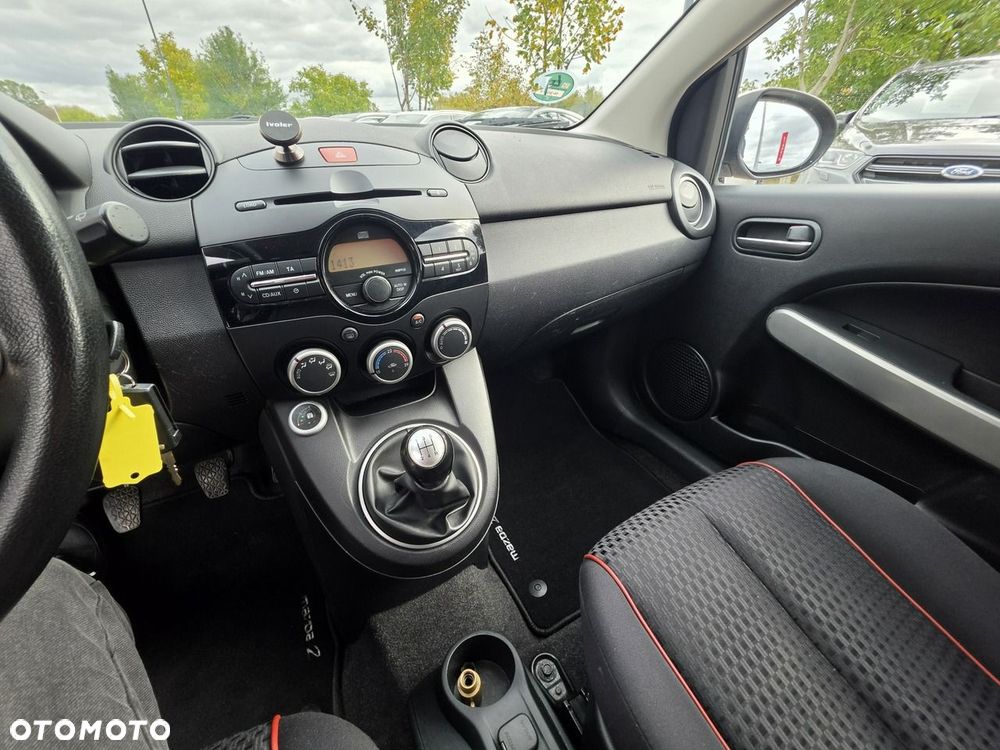 Mazda 2 - 40