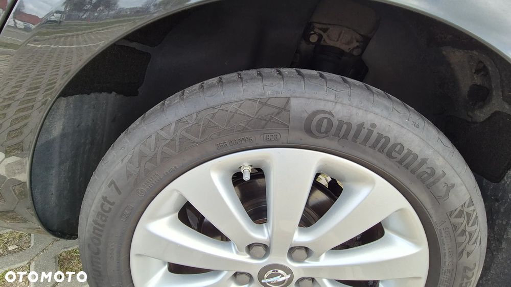 Opel Astra 1.6 CDTI DPF ecoFLEX TourerStart/Stop Edition - 24