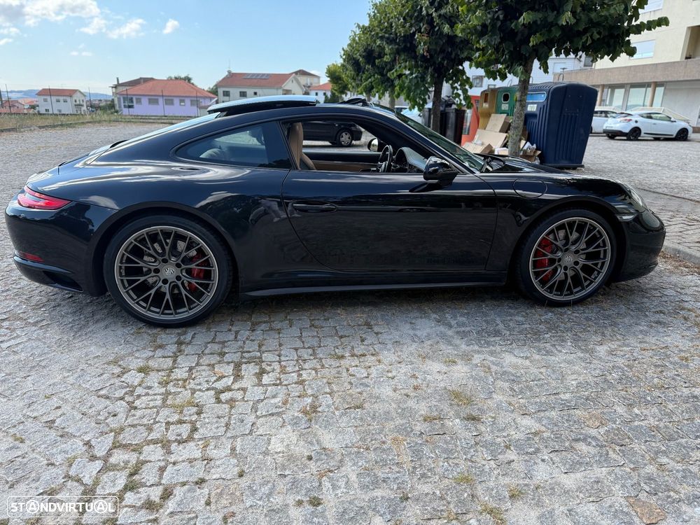 Porsche 911 Série F - 3