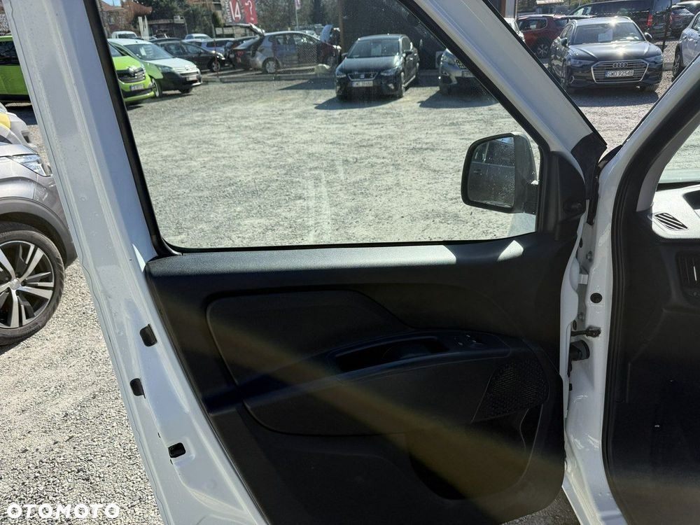 Fiat Doblo - 17