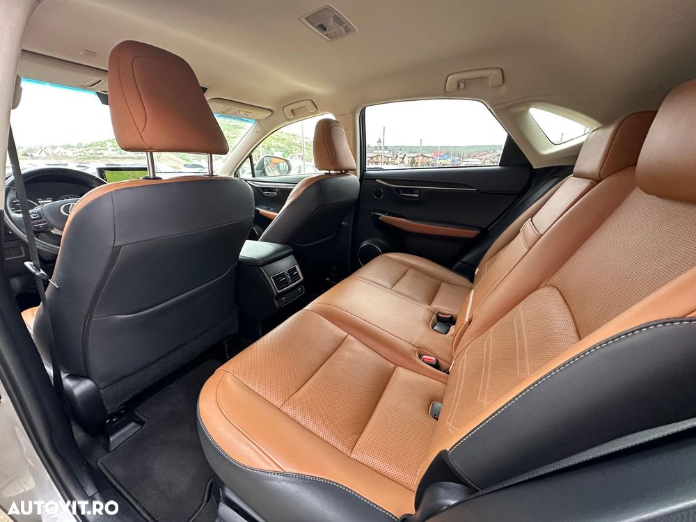 Lexus Seria NX 300h E-FOUR Luxury Line - 16