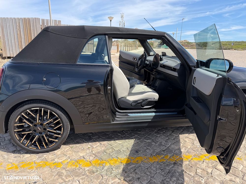 MINI Cabrio S Favoured M - 5
