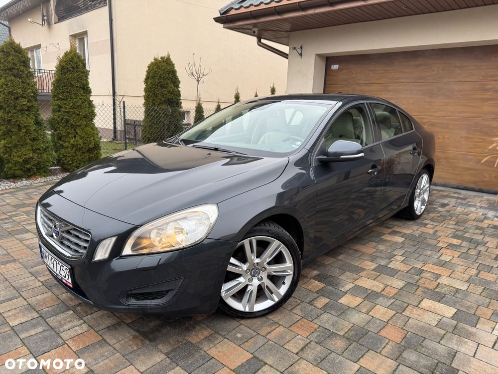 Volvo S60 2.0T Momentum - 31