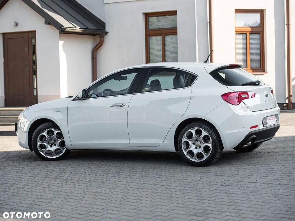 Alfa Romeo Giulietta 1.6 JTDM 16V Business - 10
