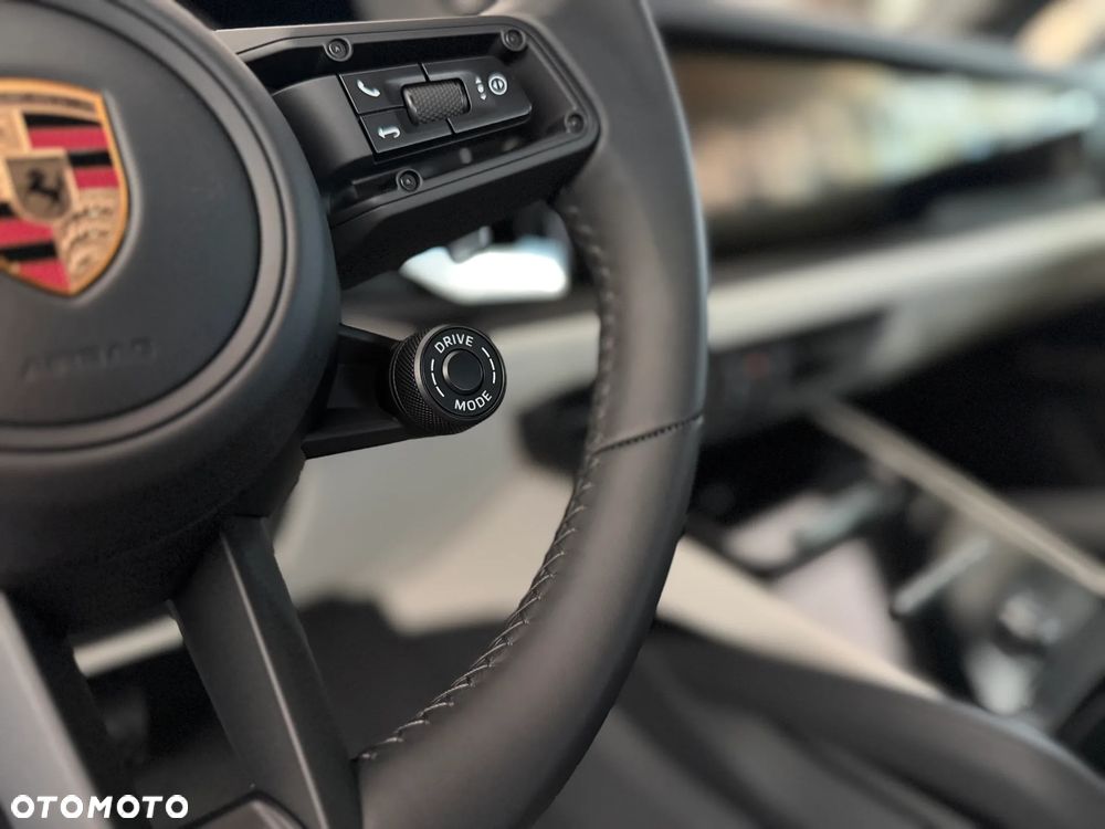 Porsche Cayenne Black Edition - 25