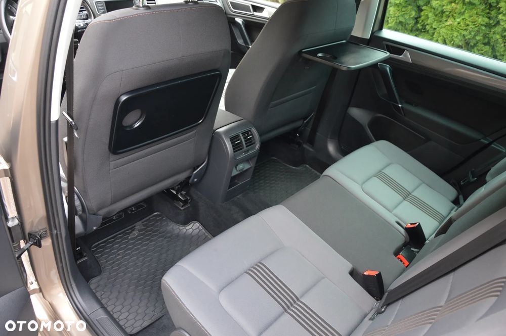 Volkswagen Golf Sportsvan - 37