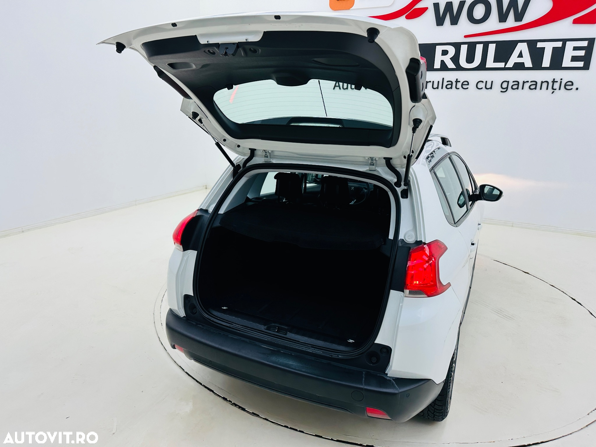 Peugeot 2008 1.2 VTi Active - 23