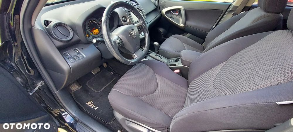 Toyota RAV4 2.0 VVT-i Prestige NAVI MS - 6