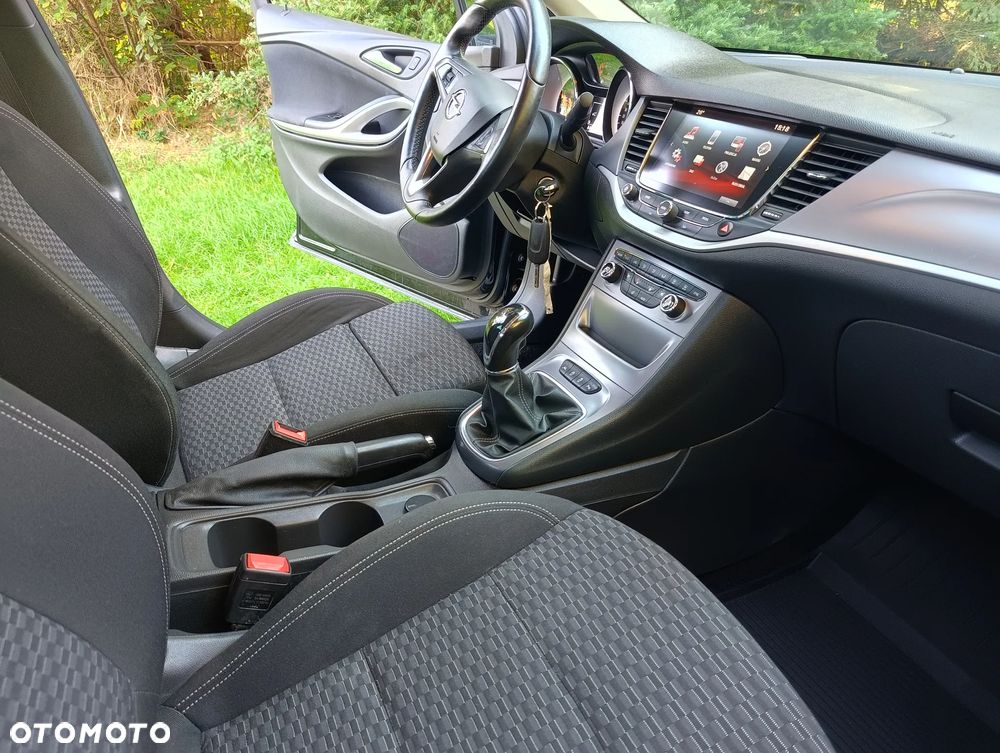 Opel Astra 1.6 D (CDTI) Start/Stop Sports Tourer Dynamic - 16