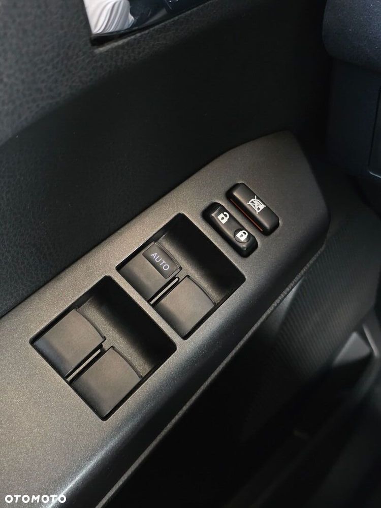Toyota RAV4 Hybrid Style 4x2 - 19