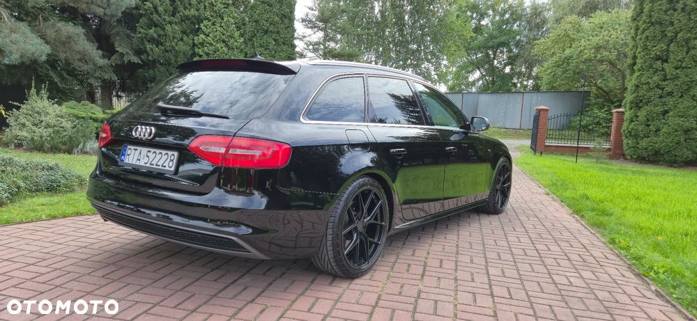 Audi A4 Avant 2.0 TDI Quattro S tronic - 25