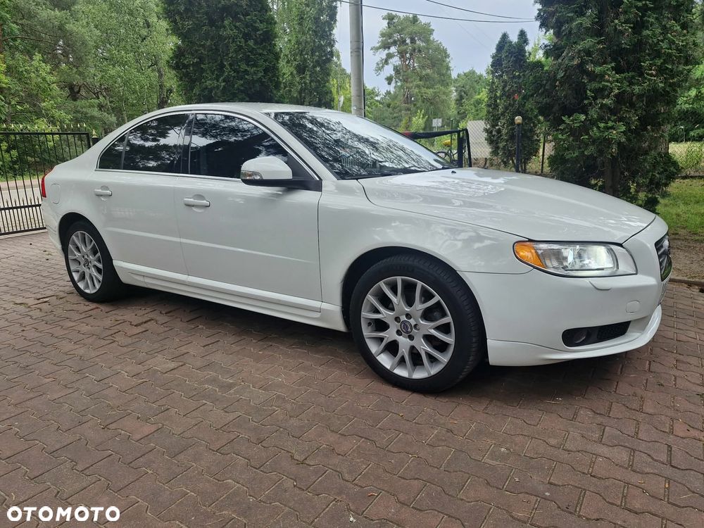 Volvo S80 - 1