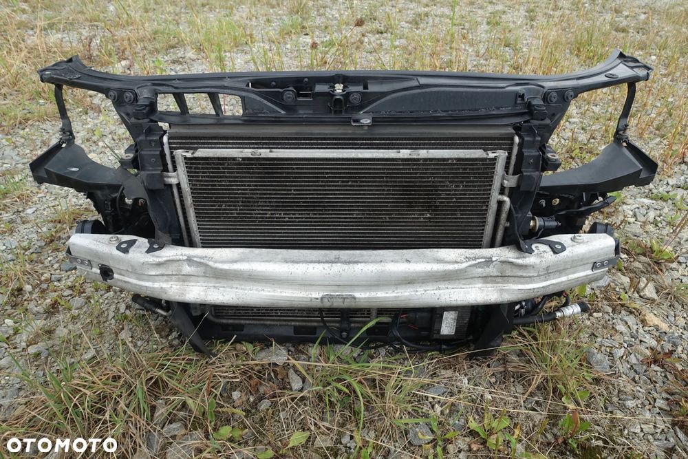 WZMOCNIENIE PAS PRZEDNI CHŁODNICE AUDI A4 B7 3.0 TDI AUTOMAT - 1