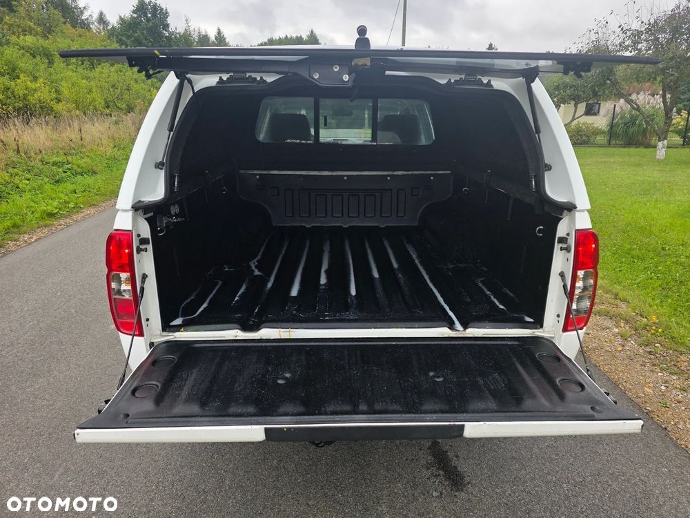 Nissan Navara 2.5 D SE - 19