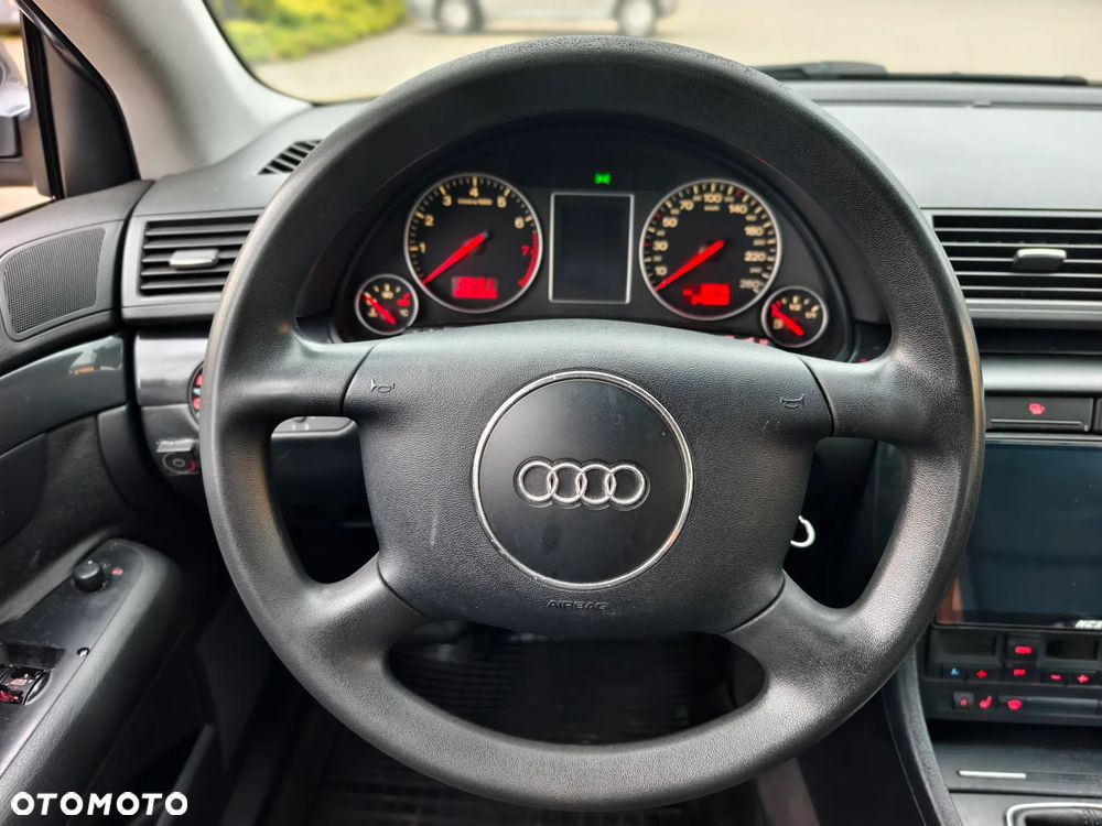 Audi A4 Limousine 2 - 13