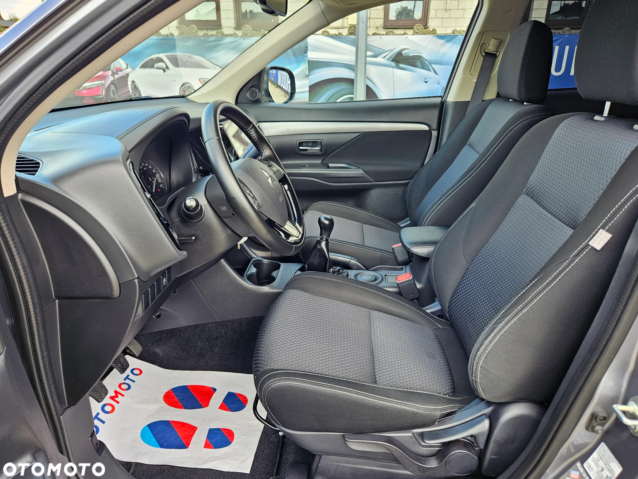 Mitsubishi Outlander 2.0 City Style 2WD - 18