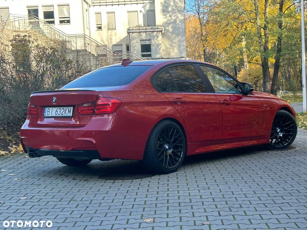 BMW Seria 3 328i - 38