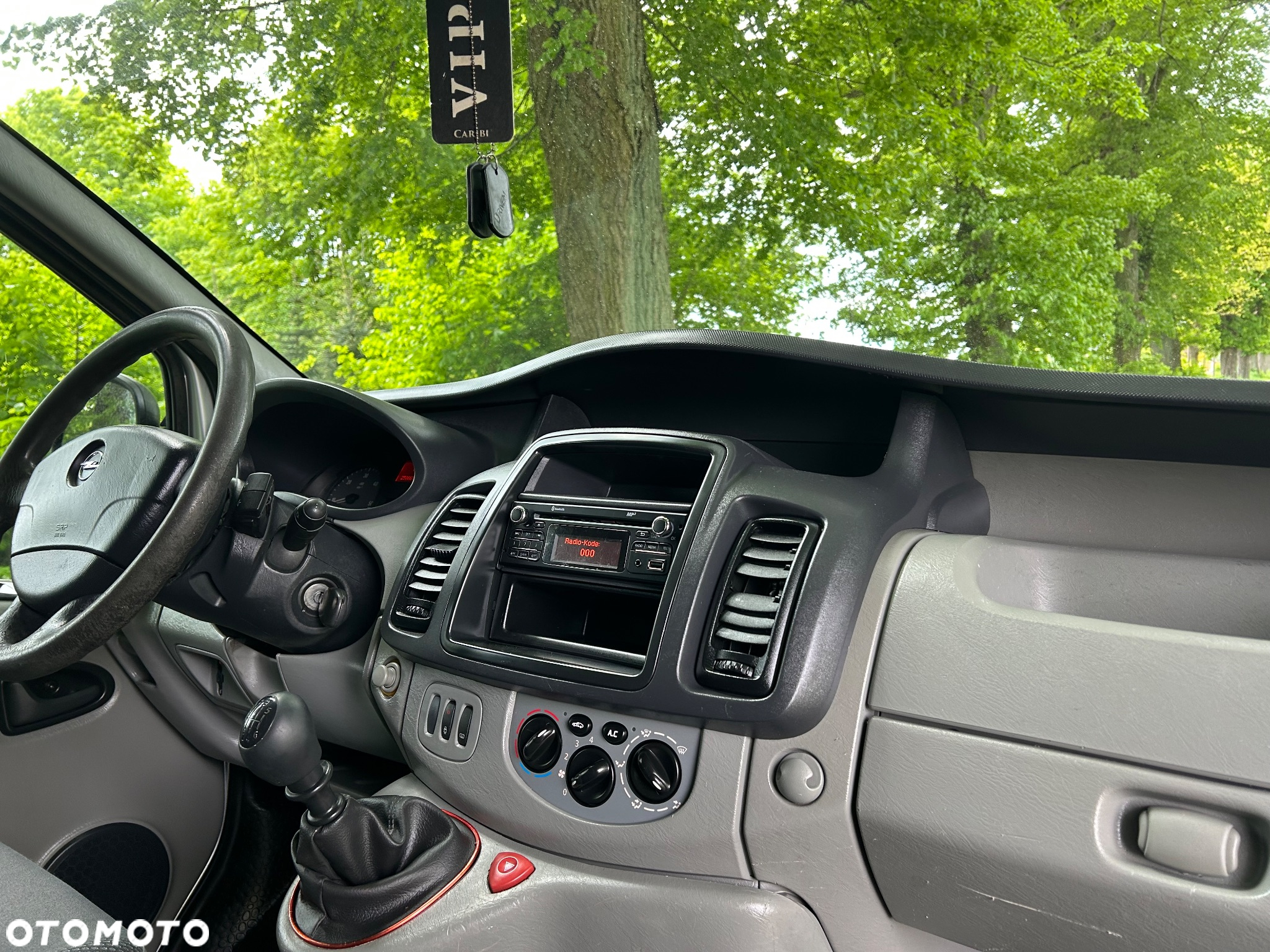 Opel Vivaro - 14