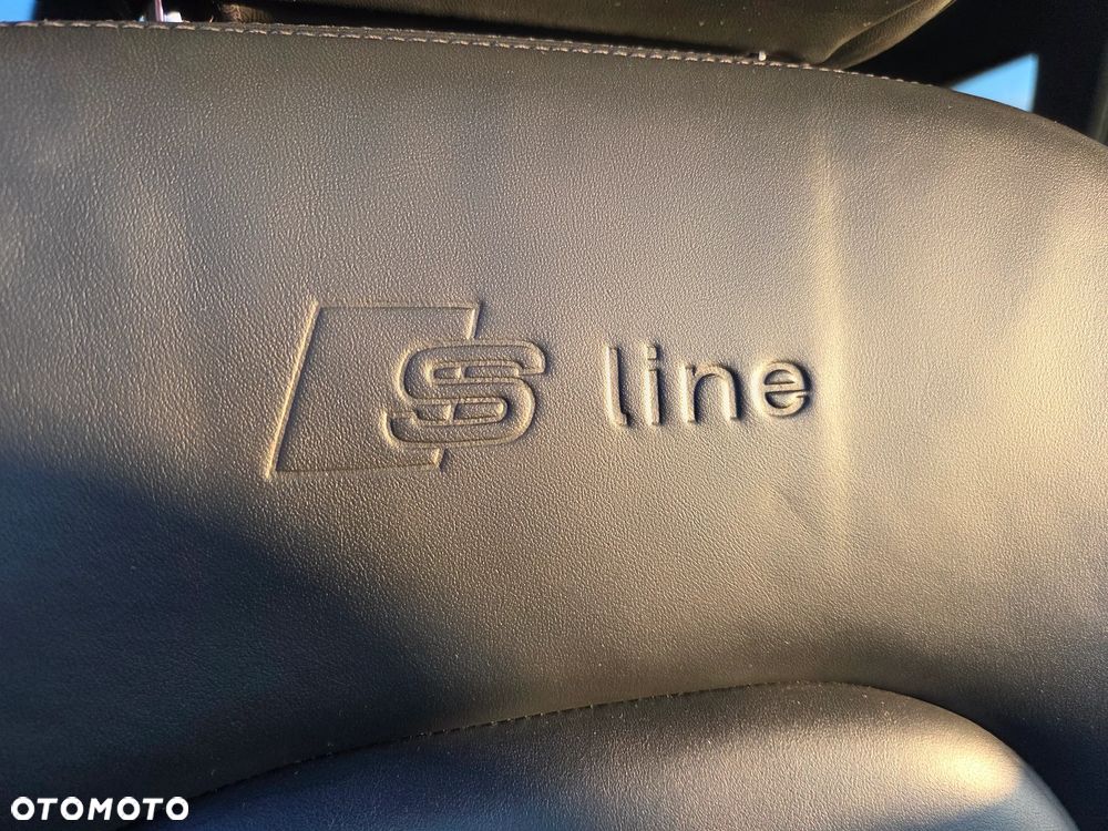 Audi A4 Avant 2.0 TDI - 18