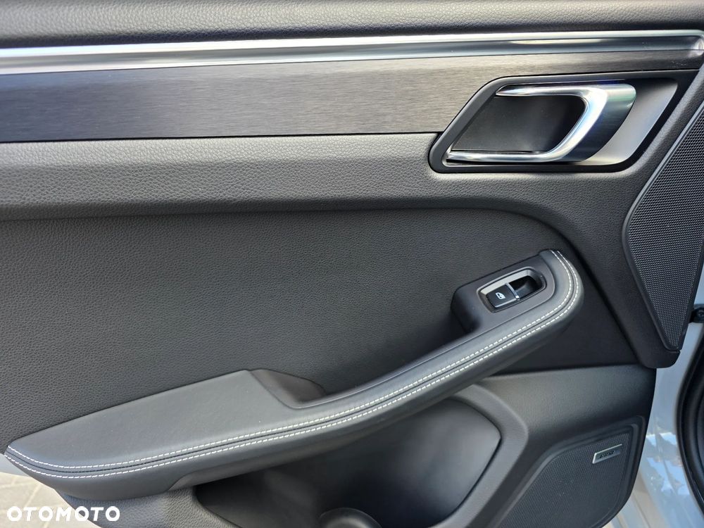 Porsche Macan GTS PDK - 28