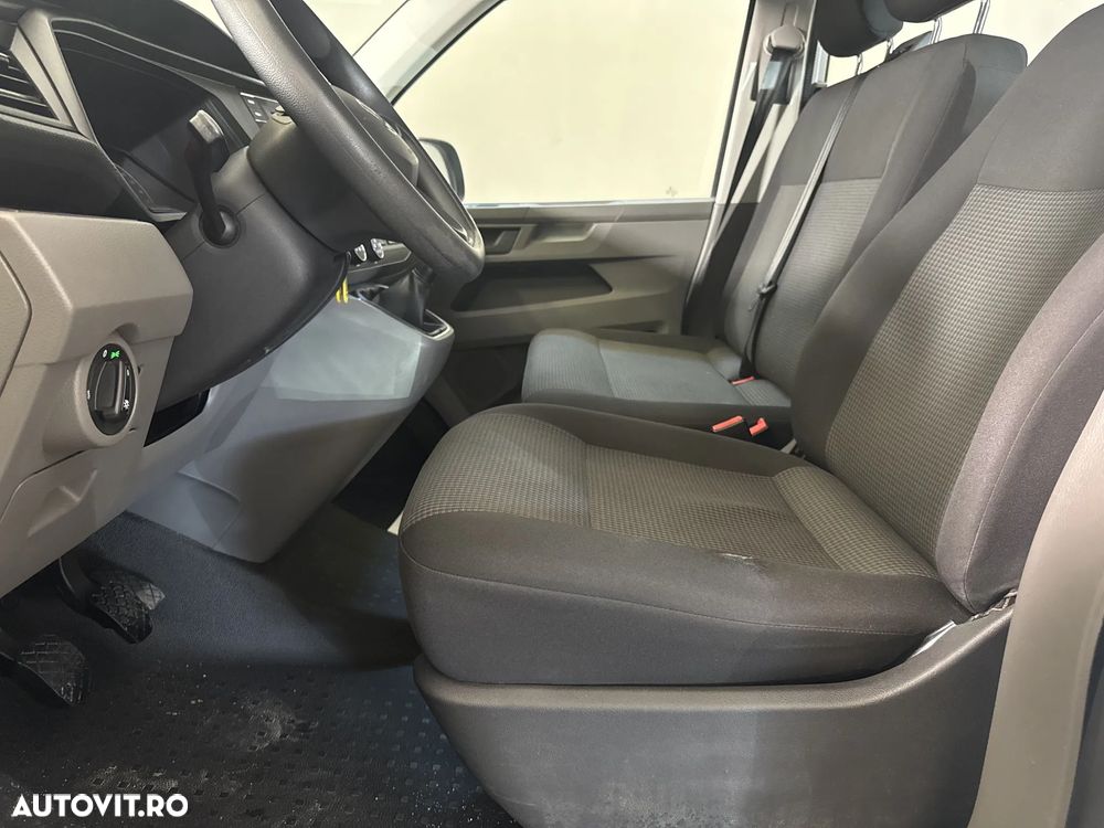 Volkswagen Transporter - 21