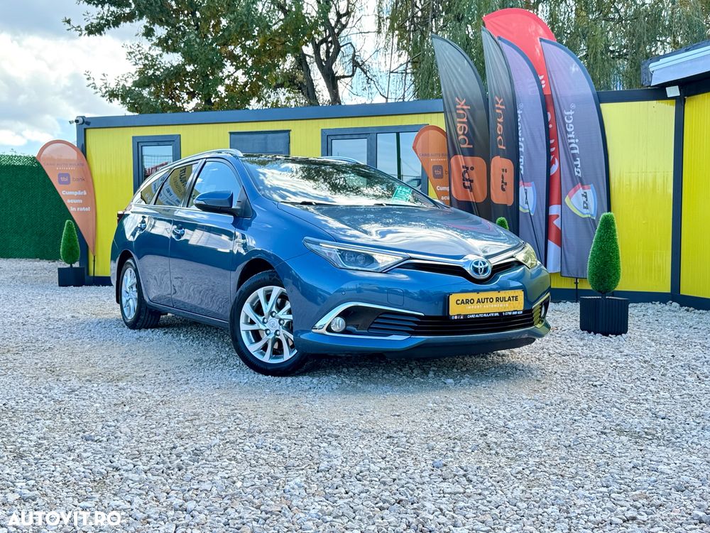 Toyota Auris 1.8 L VVT-i Hybrid Sol + - 6