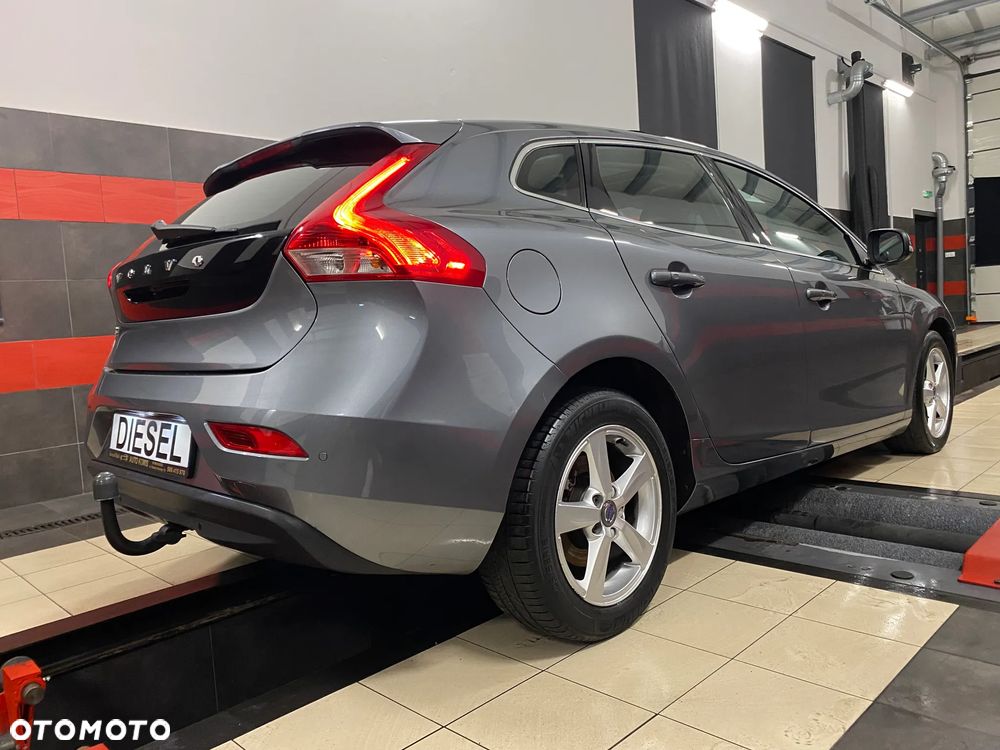 Volvo V40 D2 Linje You - 11