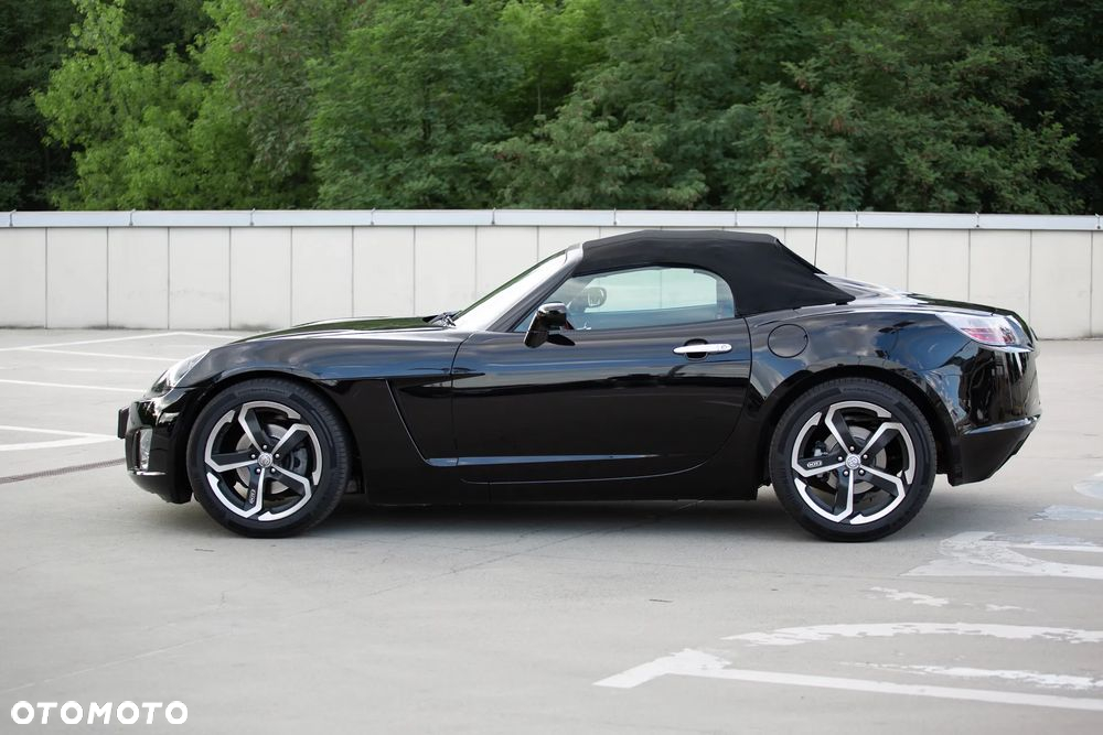 Opel GT 2.0 Turbo - 3