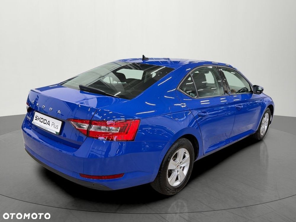 Skoda Superb - 4