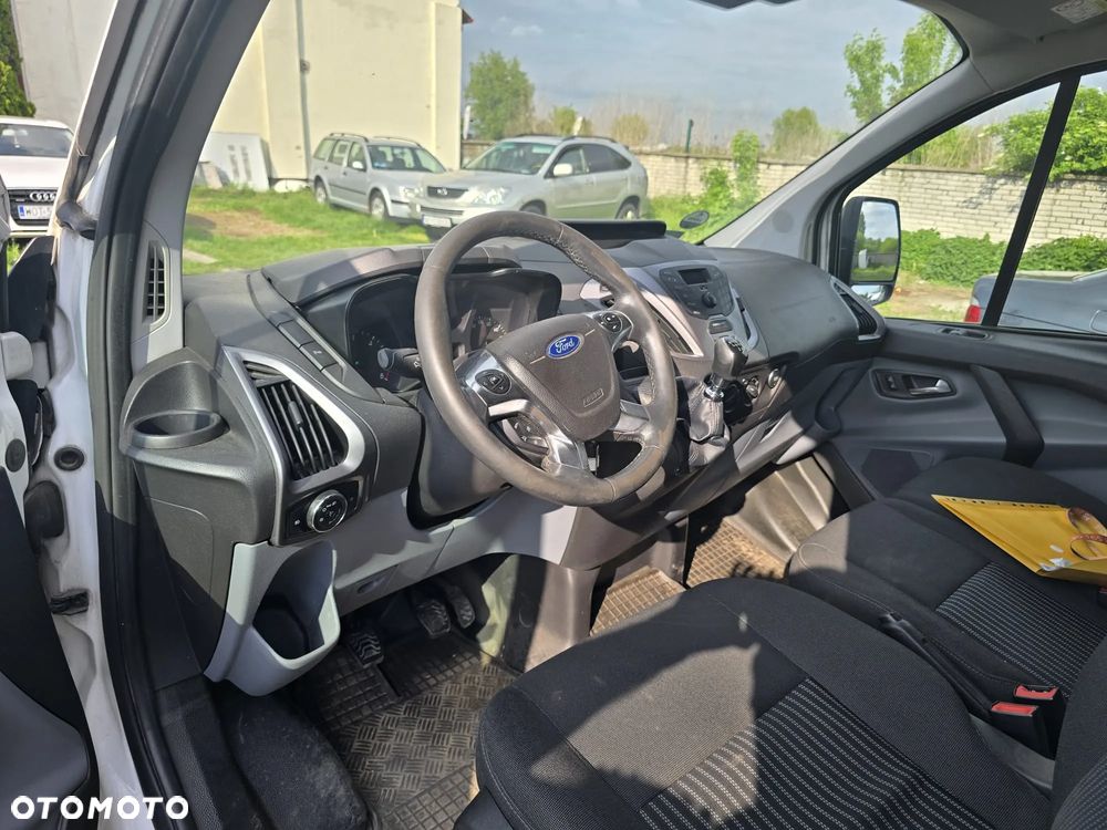 Ford Transit Custom - 8