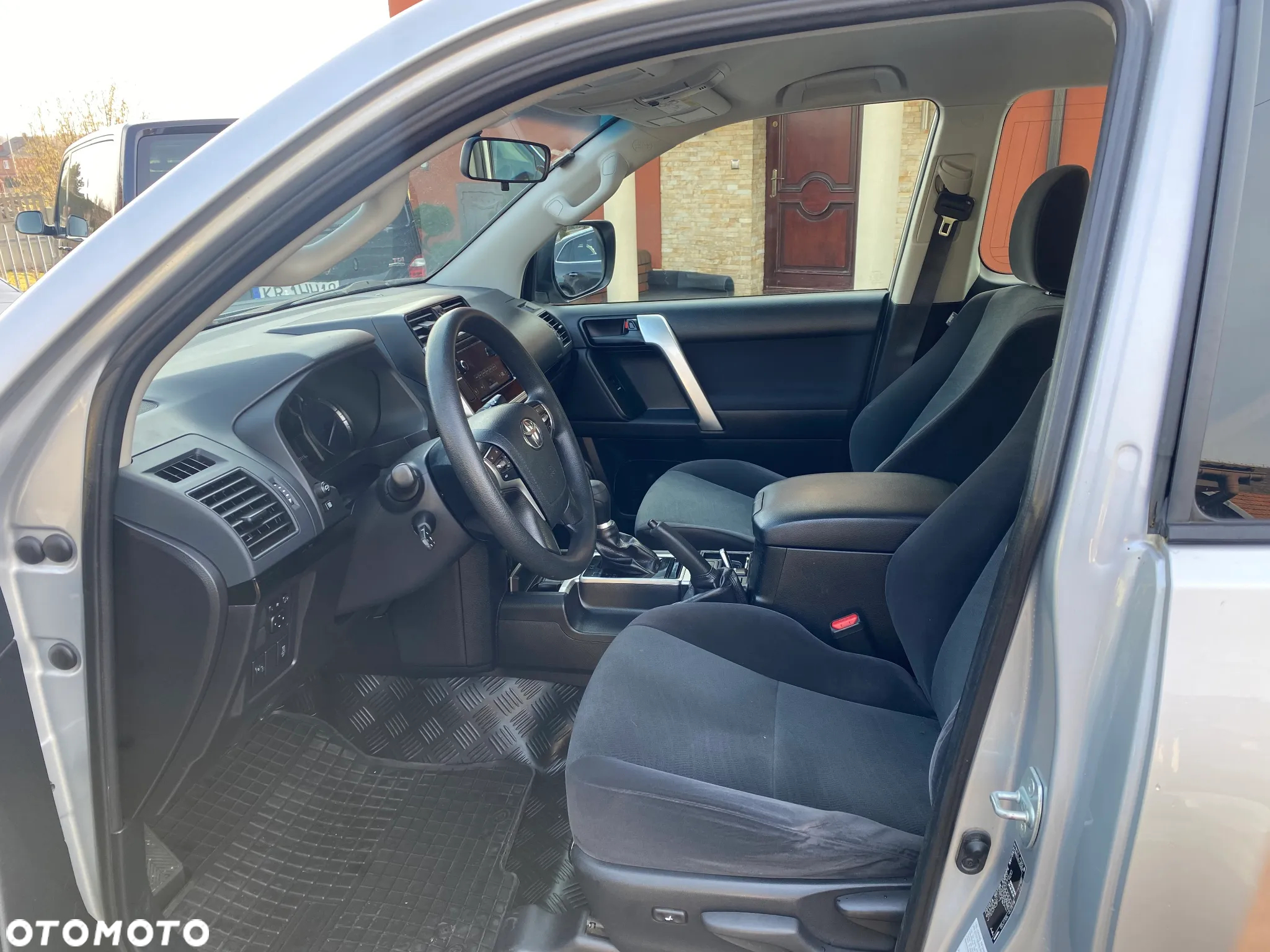 Toyota Land Cruiser LC 2.8 D-4D Entry - 9