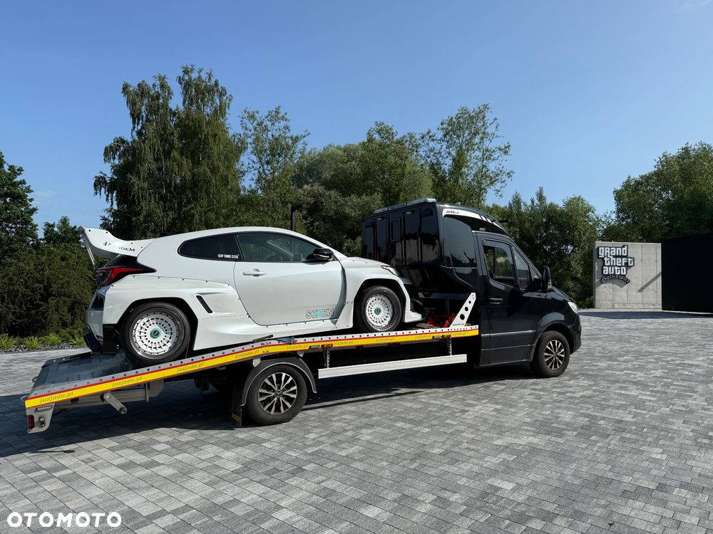 Mercedes-Benz SPRINTER - 23