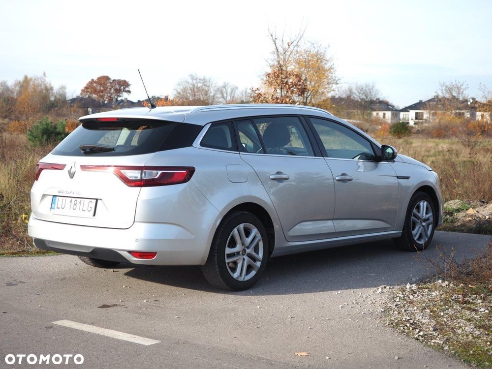 Renault Megane 1.5 Blue dCi Business - 5
