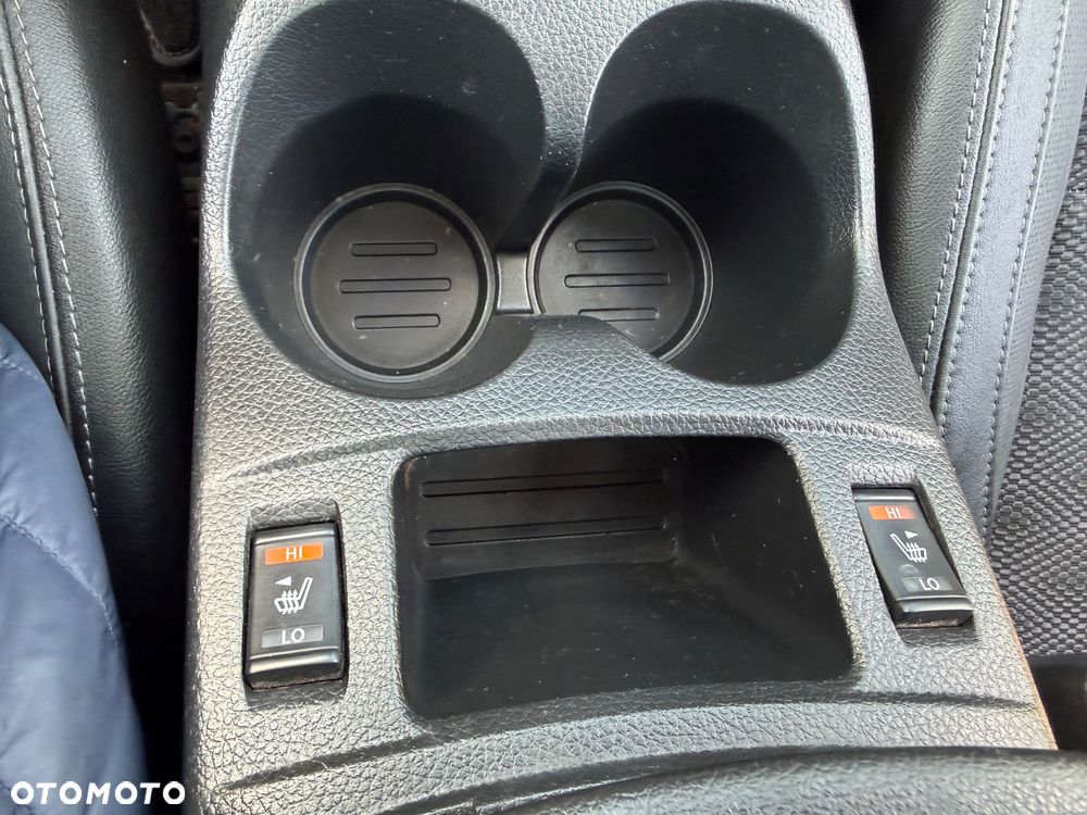 Nissan Qashqai 1.6 dCi DPF tekna - 24
