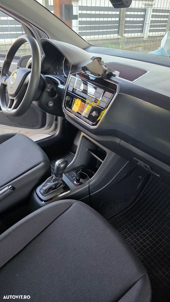 Volkswagen up! - 11