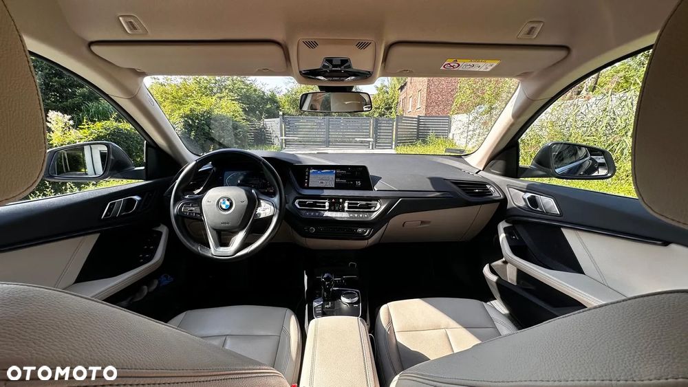 BMW Seria 2 220i - 9