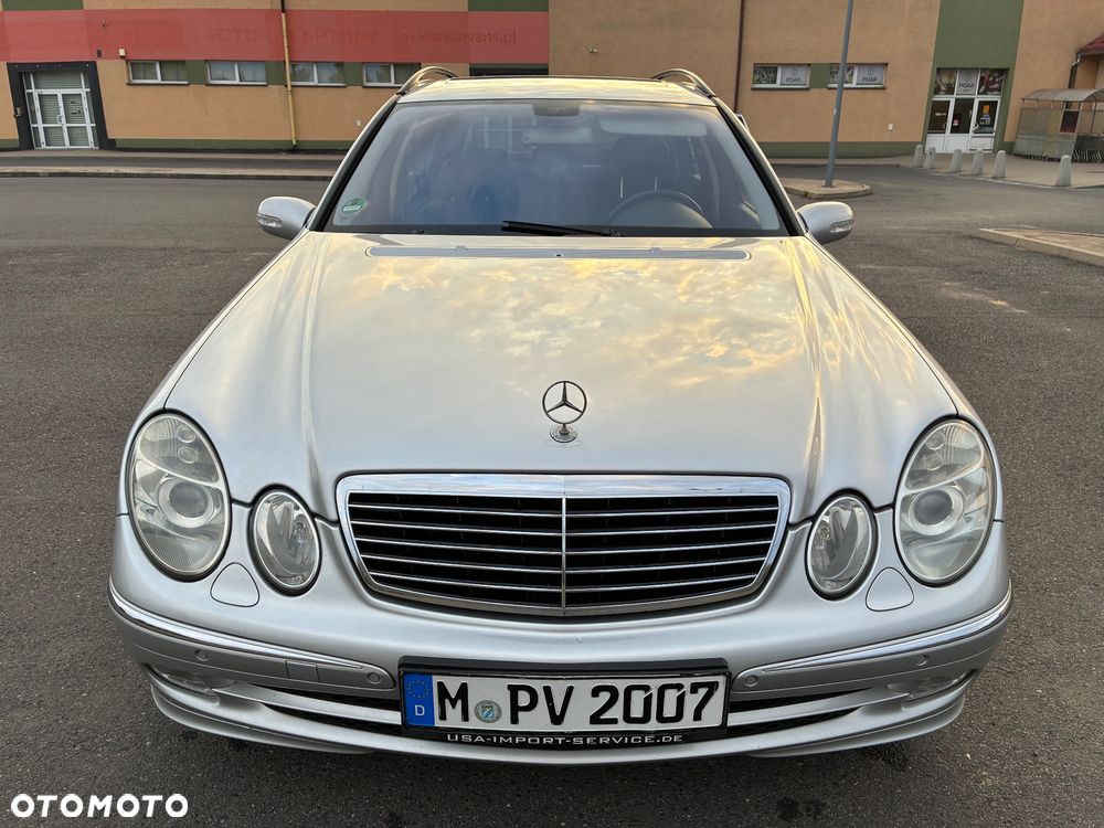Mercedes-Benz Klasa E 320 CDI T Avantgarde - 2