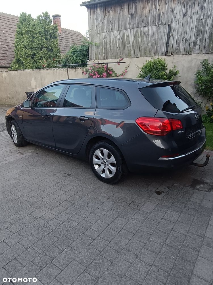 Opel Astra 1.6 CDTI DPF ecoFLEX TourerStart/Stop Selection - 2