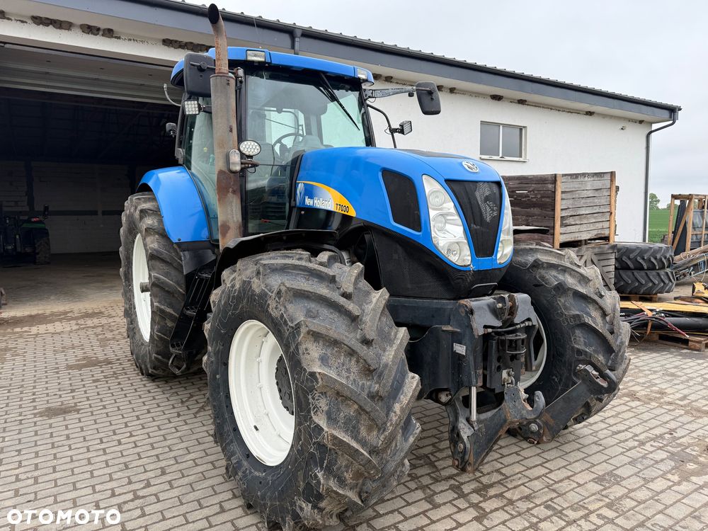 New Holland T7030 - 19