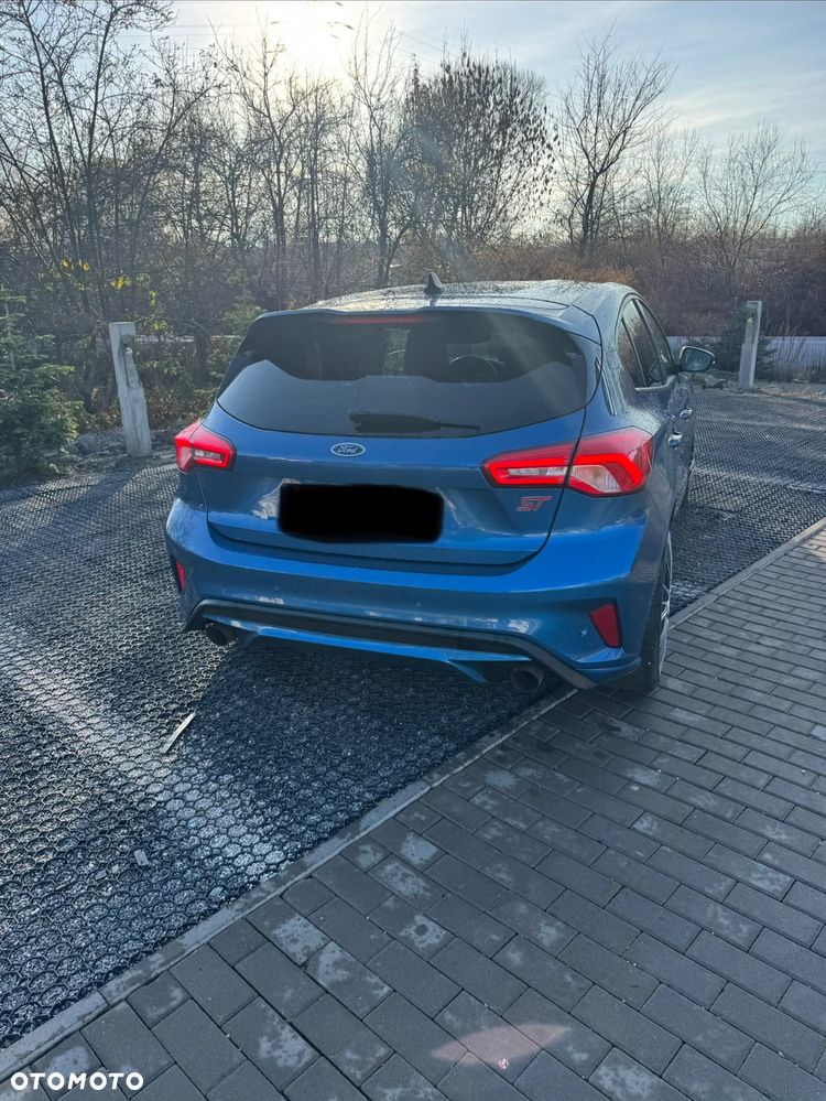 Ford Focus 2.3 EcoBoost ST - 21