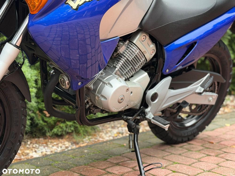 Honda XL - 17