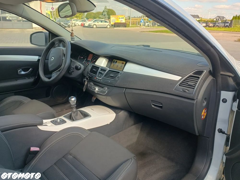 Renault Laguna 2.0 dCi Monaco GP2 - 26