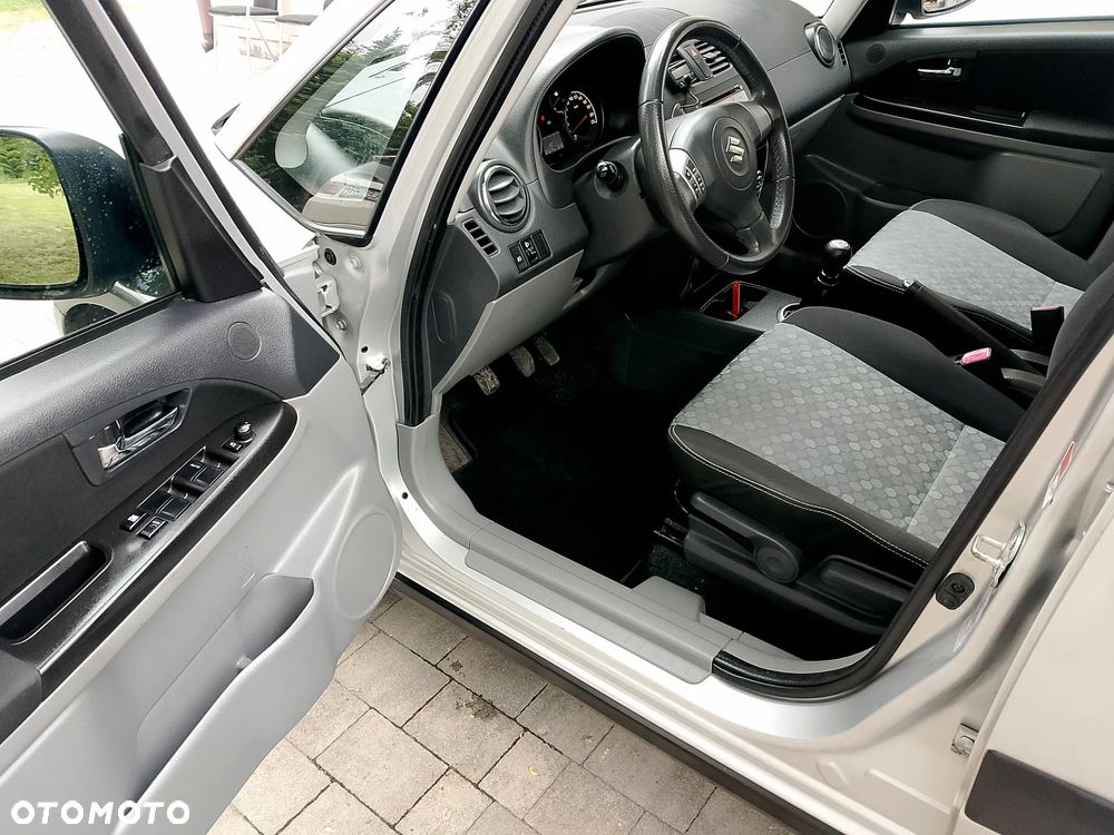 Suzuki SX4 1.6 VVT 4x2 Comfort - 6